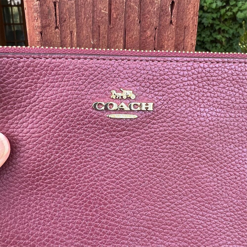 COACH Women's Pebble Leather Wristlet Wallet Vintage Mauve w Gold Hardware NWT - Picture 8 of 11